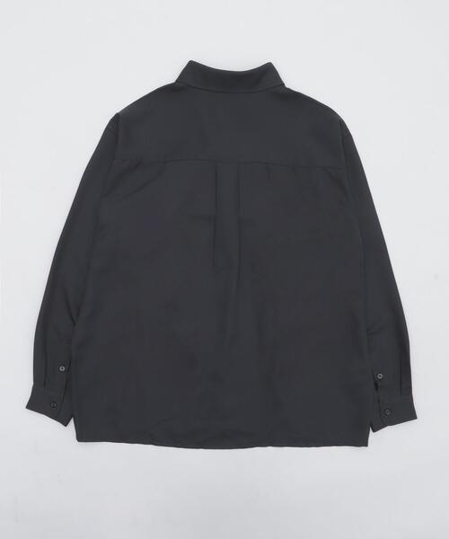 LUCY(ルーシー)の「LUCY/ルーズシルエットボックスシャツ(シャツ/ブラウス・メンズ・オフホワイト/チャコールグレー/ブルー・MEDIUM/LARGE)」の4枚目の写真