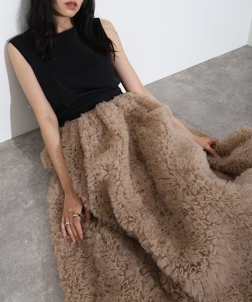 atlo(アトロ)の「ミモレ丈&ノースリーブ フォーマル チュール モコモコ セットアップ バックジップセレモニー 結婚式 二次会 パーティー ドレス オケージョンドレス 同窓会 成人式 お呼ばれ 謝恩会 20代 30代(ドレス・レディース・ブラック/ベージュ系その他/チャコール・M)」の11枚目の写真