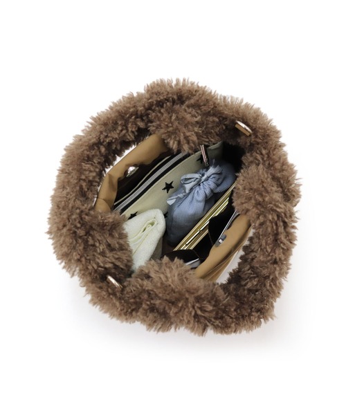 COLDE （コルデ）の「フェイクファー×キルティング2wayトートバッグ（トートバッグ・レディース・モカ/アイボリー/ブラック・FREE）」の5枚目の写真