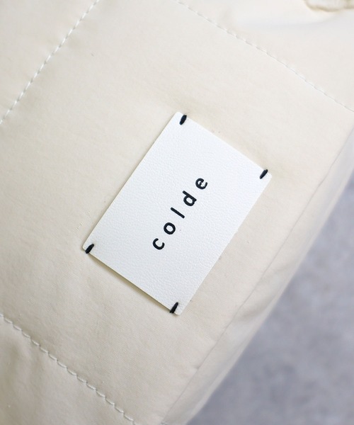 COLDE （コルデ）の「フェイクファー×キルティング2wayトートバッグ（トートバッグ・レディース・モカ/アイボリー/ブラック・FREE）」の10枚目の写真