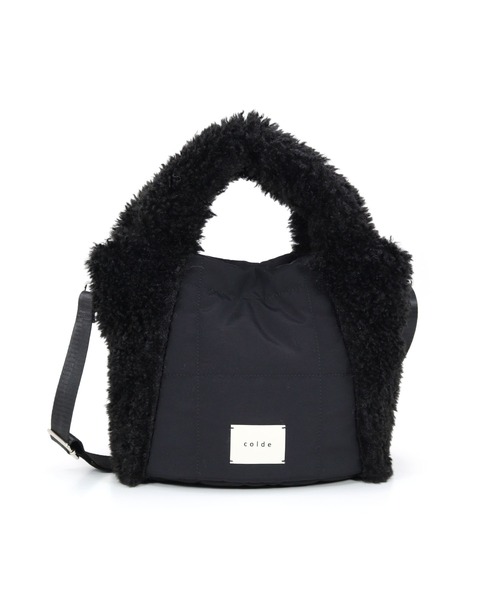 COLDE （コルデ）の「フェイクファー×キルティング2wayトートバッグ（トートバッグ・レディース・モカ/アイボリー/ブラック・FREE）」の8枚目の写真