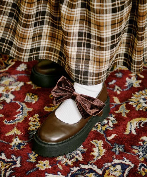 kutir（クティール）の「【クティールとレトロ】リボン取り外し可能/ダブルリボンメリージェーン（ローファー・レディース・ブラック/ブラウン・SMALL/MEDIUM/LARGE）」の5枚目の写真