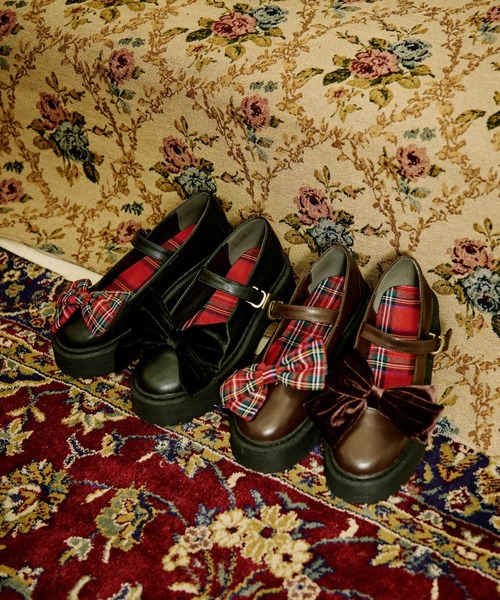 kutir（クティール）の「【クティールとレトロ】リボン取り外し可能/ダブルリボンメリージェーン（ローファー・レディース・ブラック/ブラウン・SMALL/MEDIUM/LARGE）」の11枚目の写真