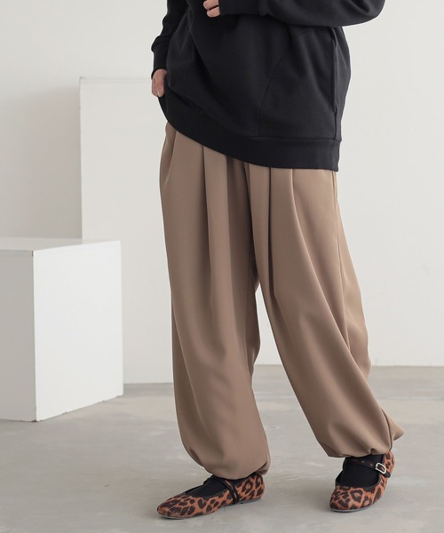 n'OrLABEL（ノアールレーベル）の「『とろみタックバルーンパンツ』（その他パンツ・レディース・ブルーグリーン/ブラック/ベージュ・FREE）」の3枚目の写真