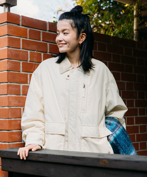 FREAK'S STORE(フリークスストア)の「コットンナイロン ショートブルゾン/ 中綿ブルゾン(ブルゾン・レディース・ブラウン/オリーブ/オフホワイト・フリ-)」の8枚目の写真