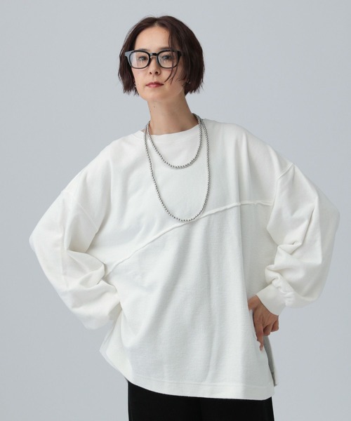 LEPSIM（レプシィム）の「ロゴパッチリメイク裏毛プルオーバー　591711（Tシャツ/カットソー・レディース・チャコールグレー/オフホワイト/イエロー・FREE）」の4枚目の写真