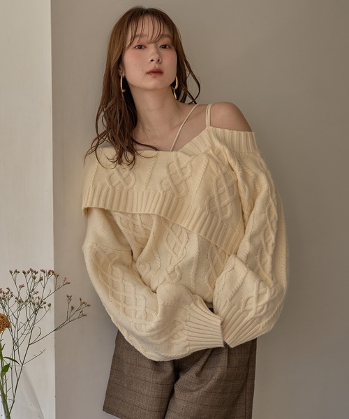 mideal(マイディール)の「one shoulder cable knit / ワンショルケーブルニット(ニット/セーター・レディース・アイボリー/ブルーグリーン/ボルドー・FREE)」の15枚目の写真