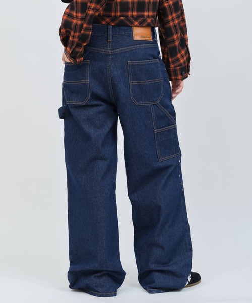 atmos pink(アトモスピンク)の「atmos pink Studs Denim Pants / アトモス ピンク スタッズ デニム パンツ(その他パンツ・レディース・ブルー/ブラック・S/M)」の18枚目の写真