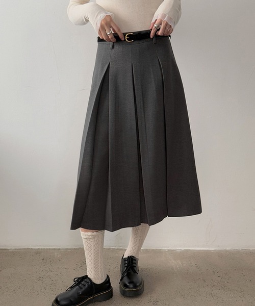 AO2(アオズ)の「Velvet Belted Pleated Skirt / ベロアベルト プリーツスカート(スカート・レディース・ブラウン/グレー・FREE)」の1枚目の写真