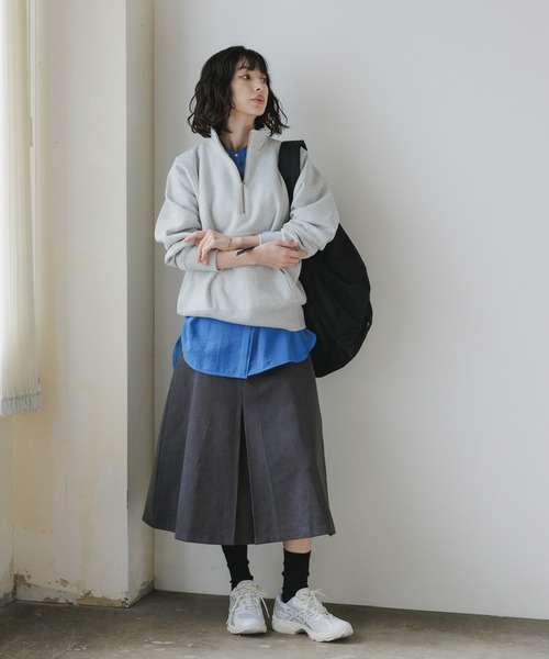 AO2(アオズ)の「Velvet Belted Pleated Skirt / ベロアベルト プリーツスカート(スカート・レディース・ブラウン/グレー・FREE)」の17枚目の写真