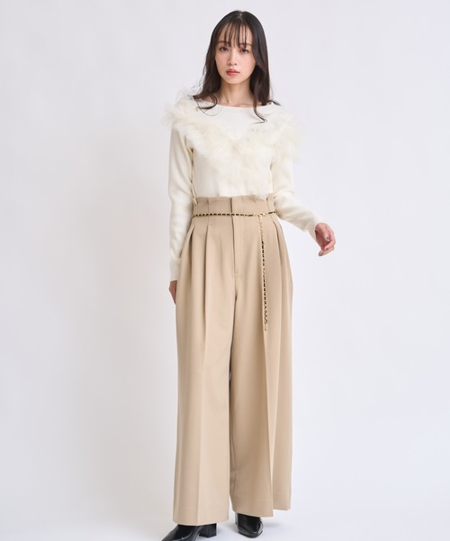 NOELA(ノエラ)の「チェーンベルト付きワイドパンツ(その他パンツ・レディース・ベージュ/ブラック・S/M)」の1枚目の写真