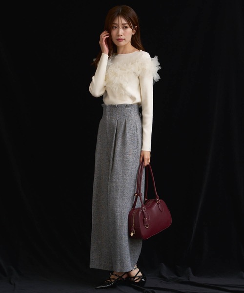 NOELA(ノエラ)の「チェーンベルト付きワイドパンツ(その他パンツ・レディース・ベージュ/ブラック・S/M)」の4枚目の写真