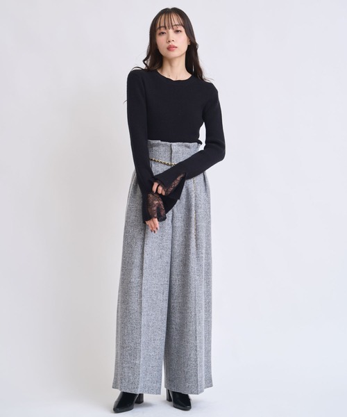 NOELA(ノエラ)の「チェーンベルト付きワイドパンツ(その他パンツ・レディース・ベージュ/ブラック・S/M)」の6枚目の写真