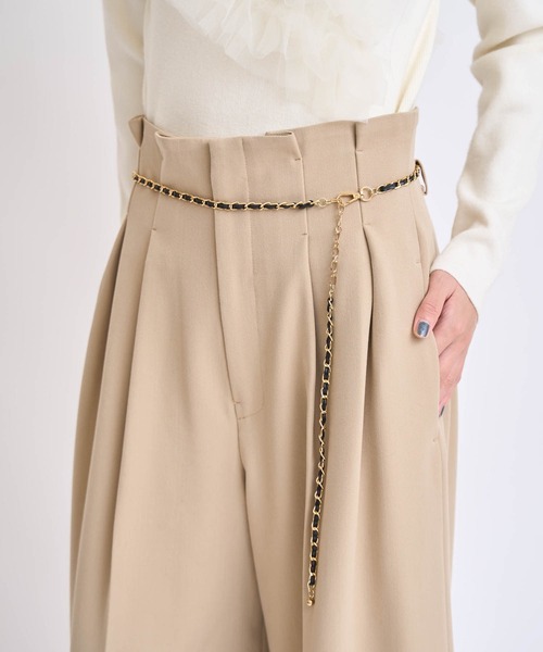NOELA(ノエラ)の「チェーンベルト付きワイドパンツ(その他パンツ・レディース・ベージュ/ブラック・S/M)」の17枚目の写真