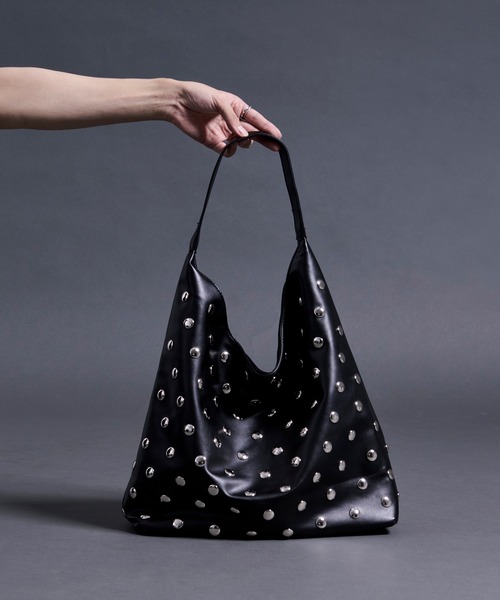 Ellno Loset(エルノロゼット)の「スタッズマルシェバック(トートバッグ・メンズ・ブラック・FREE)」の4枚目の写真