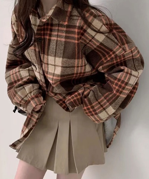 kirakiraShop(キラキラショップ)の「裏起毛 チェック柄 オーバーサイズ シャツ(シャツ/ブラウス・レディース・ブラウン/ブルー/レッド・FREE)」の1枚目の写真