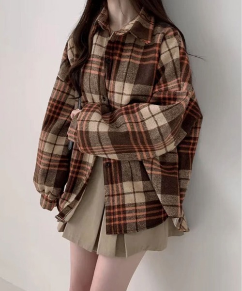 kirakiraShop(キラキラショップ)の「裏起毛 チェック柄 オーバーサイズ シャツ(シャツ/ブラウス・レディース・ブラウン/ブルー/レッド・FREE)」の8枚目の写真