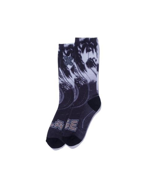 XLARGE（エクストララージ）の「PALM TREE SOCKS（ソックス/靴下・メンズ・ブラック/マルチ・ONE SIZE）」の2枚目の写真