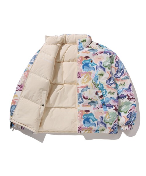 A BATHING APE（アベイシングエイプ）の「ART CAMO REVERSIBLE DOWN JACKET（ダウンジャケット/コート・メンズ・ホワイト/ブラック・XX-LARGE/SMALL/MEDIUM/LARGE/X-LARGE）」の5枚目の写真