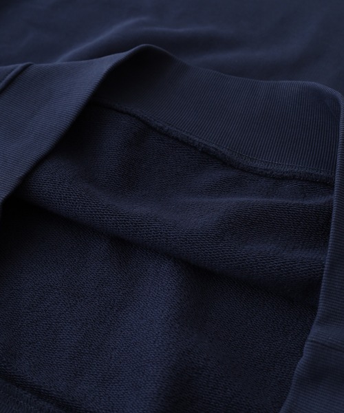 GUESS JEANS(ゲスジーンズ)の「GUESS JEANS GJ HOOD OS PRINTED LOGO SWEAT ゲス プリントロゴ プルオーバーパーカー フーディー(パーカー・メンズ・ネイビー/ホワイト・XL/L/M)」の15枚目の写真