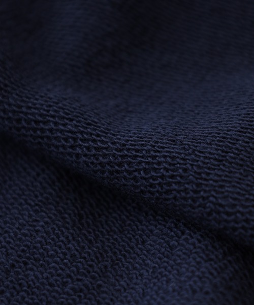 GUESS JEANS(ゲスジーンズ)の「GUESS JEANS GJ HOOD OS PRINTED LOGO SWEAT ゲス プリントロゴ プルオーバーパーカー フーディー(パーカー・メンズ・ネイビー/ホワイト・XL/L/M)」の16枚目の写真