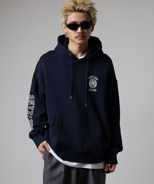 GUESS JEANS(ゲスジーンズ)の「GUESS JEANS GJ HOOD OS PRINTED LOGO SWEAT ゲス プリントロゴ プルオーバーパーカー フーディー(パーカー・メンズ・ネイビー/ホワイト・XL/L/M)」の18枚目の写真