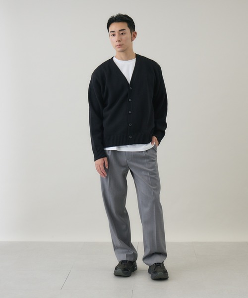 kuros'(クロス)の「【kuros’オリジナル】ウールカシミヤ Vネックノーマルカーディガン(カーディガン/ボレロ・メンズ・ホワイト/チャコールグレー/ブラック・X-LARGE/LARGE)」の11枚目の写真