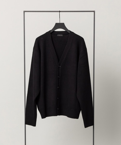 kuros'(クロス)の「【kuros’オリジナル】ウールカシミヤ Vネックノーマルカーディガン(カーディガン/ボレロ・メンズ・ホワイト/チャコールグレー/ブラック・X-LARGE/LARGE)」の15枚目の写真