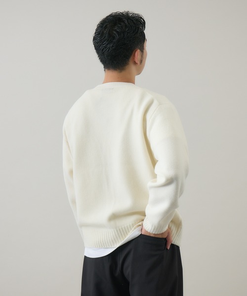 kuros'(クロス)の「【kuros’オリジナル】ウールカシミヤ Vネックノーマルカーディガン(カーディガン/ボレロ・メンズ・ホワイト/チャコールグレー/ブラック・X-LARGE/LARGE)」の16枚目の写真