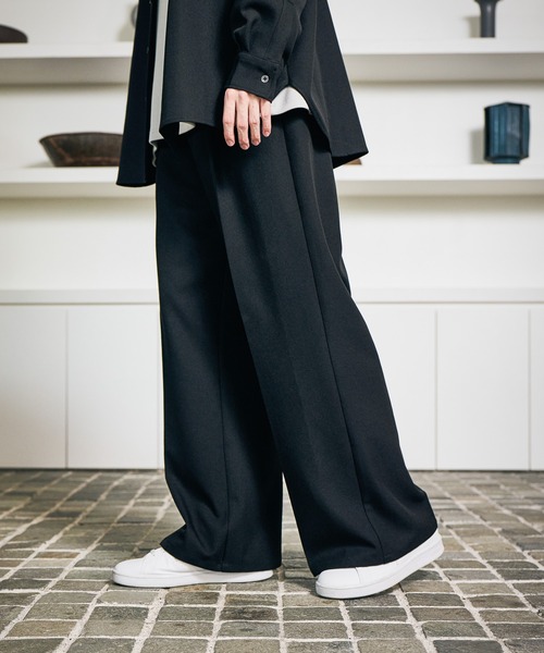 LAKOLE(ラコレ)の「【セットアップ可】STR/PEバギーパンツ / 592146(その他パンツ・メンズ・チャコール/ブラウン/ブラック・SMALL/MEDIUM/LARGE)」の2枚目の写真