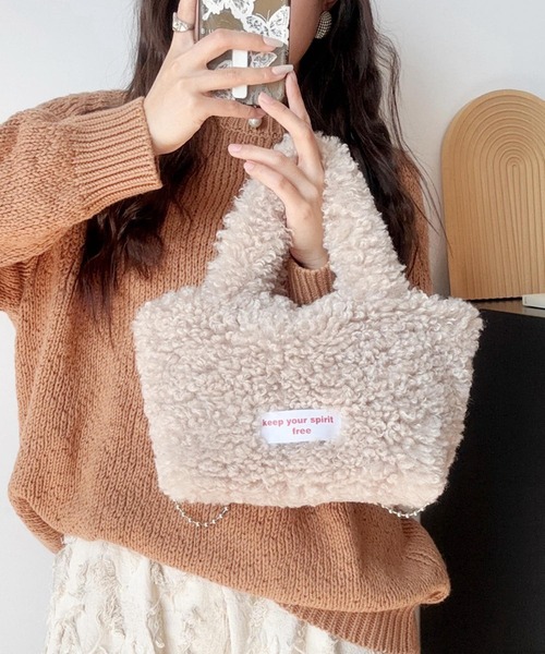 TONE SELECT GOODS（トーンセレクトグッズ）の「Liaa/ボア もこもこ ミニバッグ A18710（ハンドバッグ・レディース・グレー/ベージュ/ホワイト/ブラウン/ピンク・FREE）」の4枚目の写真