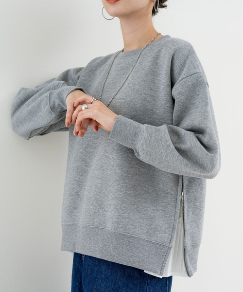 ANNA LUNA(アンナルナ)の「【ANNA LUNA】着るだけでレイヤード見え! 裏起毛 サイドジップ プルオーバー(Tシャツ/カットソー・レディース・ブラック/グレー・MEDIUM)」の2枚目の写真