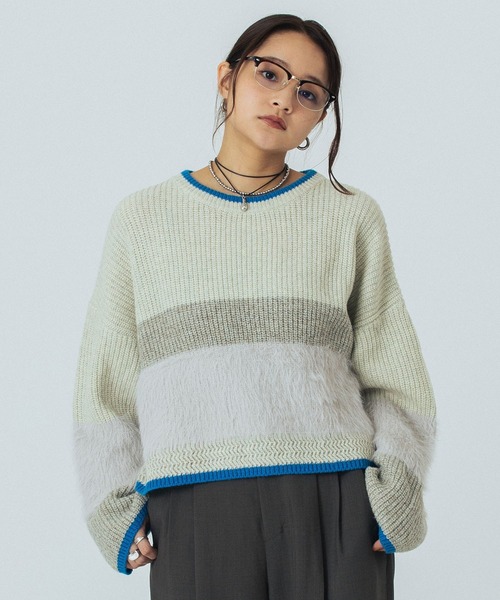 ROSE BUD（ローズバッド）の「CROPPED BLOKING KNIT（ニット/セーター・レディース・ブルー/ベージュ/レッド/グリーン・ONE SIZE）」の10枚目の写真