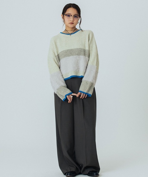 ROSE BUD（ローズバッド）の「CROPPED BLOKING KNIT（ニット/セーター・レディース・ブルー/ベージュ/レッド/グリーン・ONE SIZE）」の21枚目の写真
