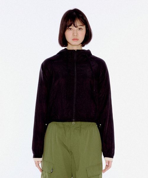 YOUHEE(ユヒ)の「SHEER WIND BREAKER BLACK(ナイロンジャケット・レディース・その他・FREE)」の1枚目の写真