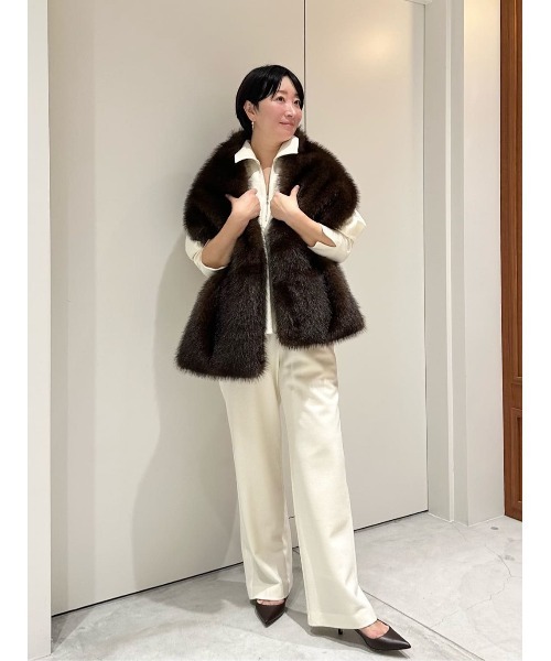 ESTNATION(エストネーション)の「ESTNATION / エコファーストール《EXCLUSIVE》(ストール/ショール・レディース・ダークブラウン/ライトブラウン・FREE)」の7枚目の写真