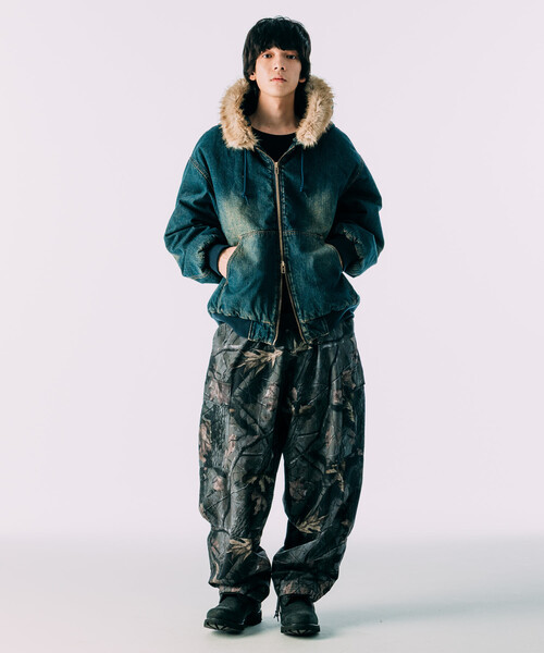 FREAK'S STORE（フリークスストア）の「【ファー脱着可能】2way フェイクファー ジップアップ 中綿 フードブルゾン/中綿ジップパーカー（ブルゾン・メンズ・ブラック/ブラウン/ブルー・MEDIUM/LARGE）」の4枚目の写真