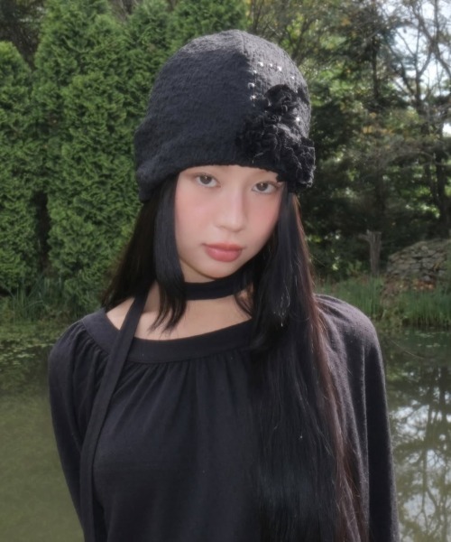 FLAREUP（フレアアップ）の「【FLAREUP】Ruffle Shirring Beanie / 【フレアアップ】シャーリングニット帽（ニットキャップ/ビーニー・レディース・ホワイト/ブラック・ONE SIZE）」の9枚目の写真