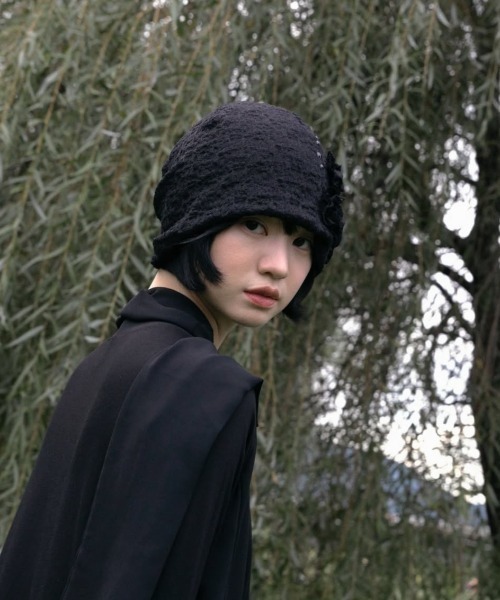 FLAREUP（フレアアップ）の「【FLAREUP】Ruffle Shirring Beanie / 【フレアアップ】シャーリングニット帽（ニットキャップ/ビーニー・レディース・ホワイト/ブラック・ONE SIZE）」の10枚目の写真