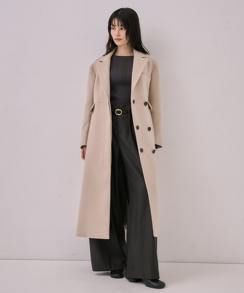 UNITED TOKYO(ユナイテッドトウキョウ)の「マキシチェスターコート|オフィスカジュアル/オケージョン/保温/冬服(チェスターコート・レディース・ブラック/ベージュ・1/2)」の1枚目の写真