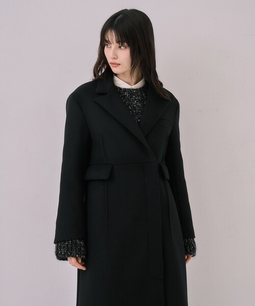 UNITED TOKYO(ユナイテッドトウキョウ)の「マキシチェスターコート|オフィスカジュアル/オケージョン/保温/冬服(チェスターコート・レディース・ブラック/ベージュ・1/2)」の2枚目の写真