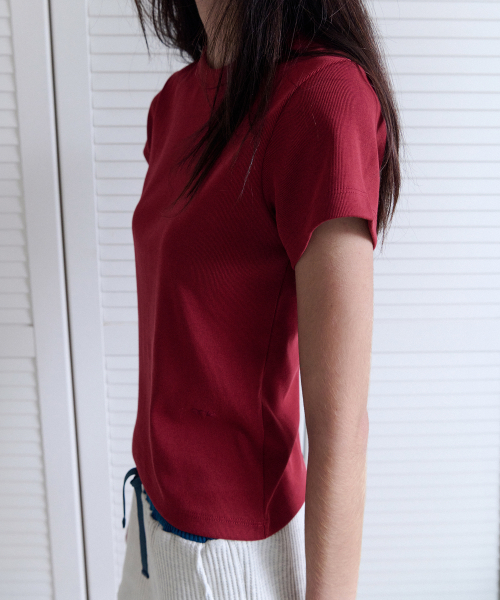 ANDNEEDS(アンドニーズ)の「Bessette half tee (red)(Tシャツ/カットソー・レディース・その他・FREE)」の5枚目の写真