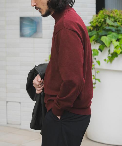 ITEMS URBANRESEARCH(アイテムズ アーバンリサーチ)の「SILK×WOOL MIX ハイネックセーター(ニット/セーター・メンズ・ブラック/バーガンディー/ネイビー・MEDIUM/LARGE)」の4枚目の写真