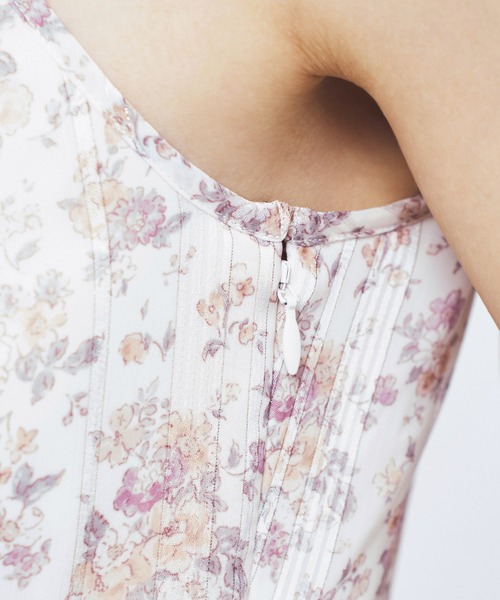 ME COUTURE（ミークチュール）の「フルールラメシフォンキャミドレス（ワンピース・レディース・イエロー/ピンク・1/0/00）」の11枚目の写真