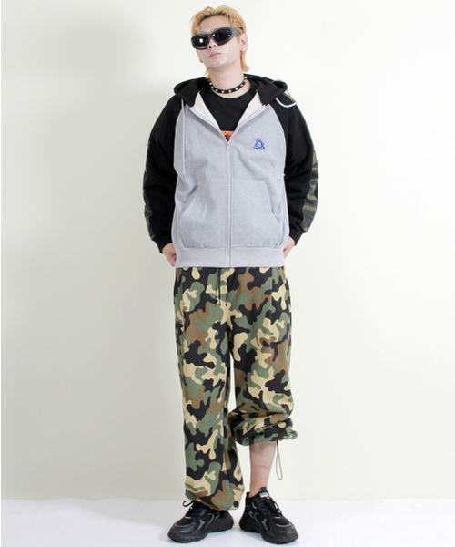 DEMARC(ドゥマーク)の「カモワイドツーピンタックスウェットパンツカーキ(スウェットパンツ・メンズ・その他・MEDIUM/LARGE)」の12枚目の写真