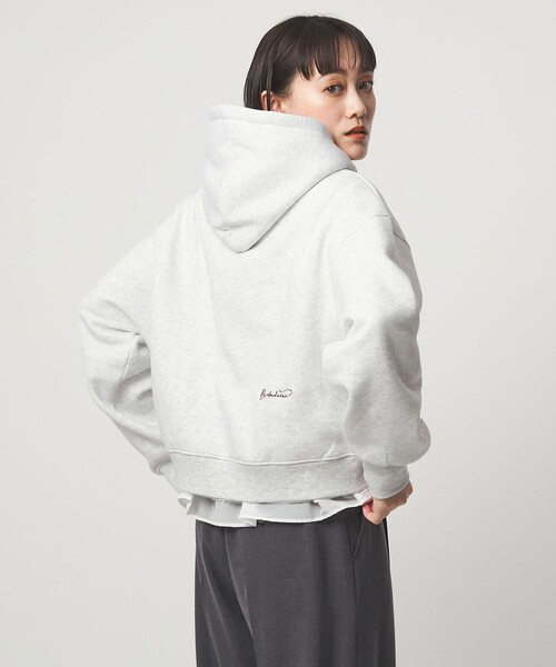 green label relaxing（グリーンレーベルリラクシング）の「【WEB限定】＜at ease＞エンブロイダリ― フーディ―（パーカー・レディース・ライトグレー/ブラック・FREE）」の6枚目の写真