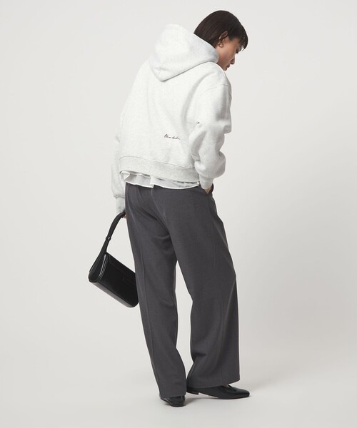 green label relaxing（グリーンレーベルリラクシング）の「【WEB限定】＜at ease＞エンブロイダリ― フーディ―（パーカー・レディース・ライトグレー/ブラック・FREE）」の8枚目の写真