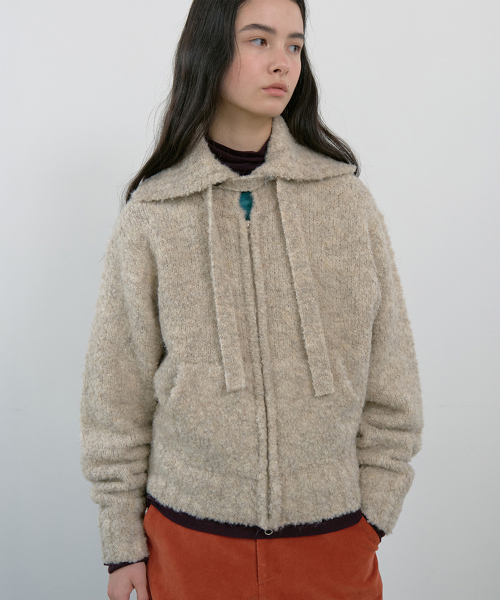 Majournee(マジョネ)の「TIE SET COZY BOUCLE KNIT ZIP-UP_OATMEAL(ニット/セーター・レディース・その他・FREE)」の5枚目の写真