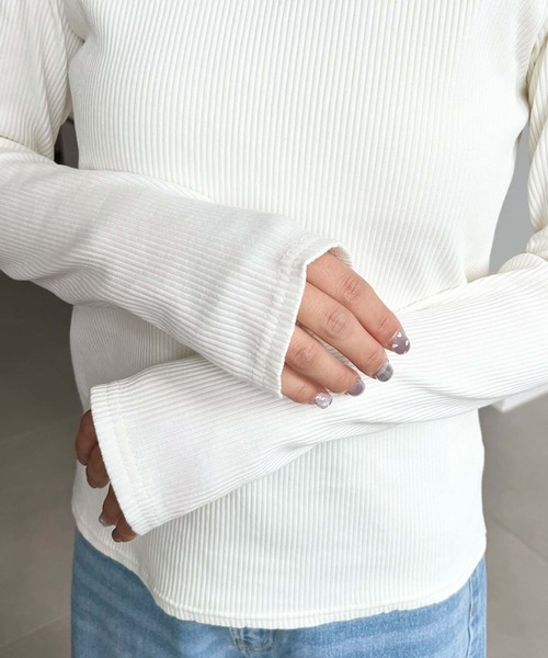 moment+（モーメントプラス）の「デコルテクルーネック長袖リブトップス（Tシャツ/カットソー・レディース・チャコールグレー/アイボリー/ブラック/ネイビー/ピンク/グレイッシュベージュ・L/M）」の21枚目の写真