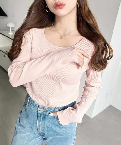 moment+（モーメントプラス）の「デコルテクルーネック長袖リブトップス（Tシャツ/カットソー・レディース・チャコールグレー/アイボリー/ブラック/ネイビー/ピンク/グレイッシュベージュ・L/M）」の7枚目の写真